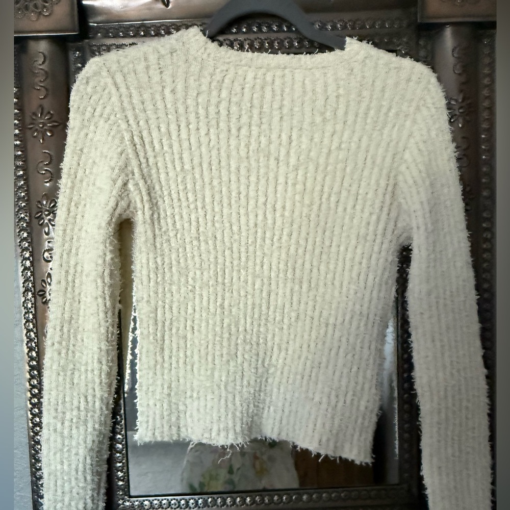 Zara Cream Ribbed Sweater - Picture 3 of 3